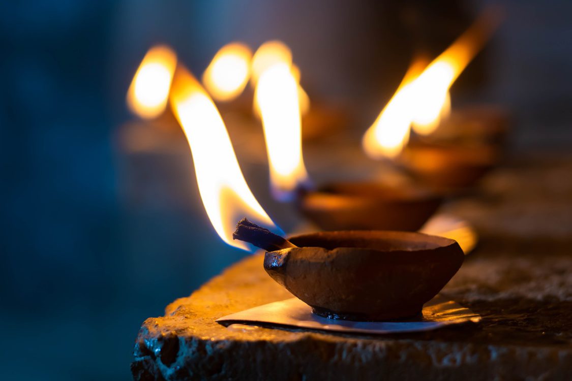 oil lamp, light, temple-5323648.jpg